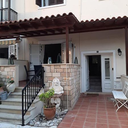 Limnaria Deluxe Maisonette Paphos Esterno foto